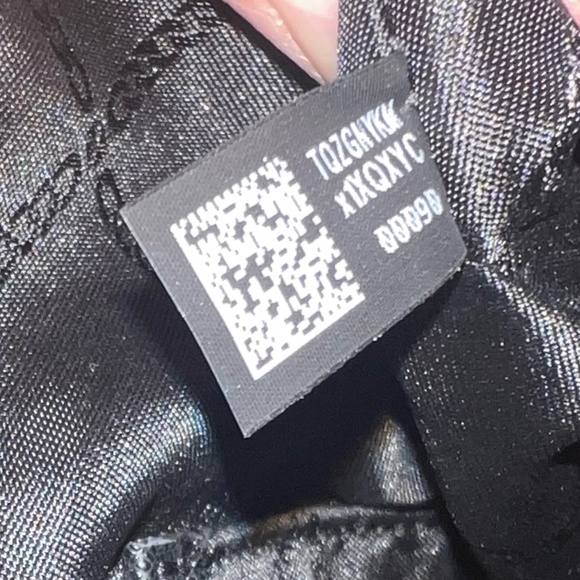 MICHAEL MICHAEL KORS Sullivan Small Saffiano Top-Zip Tote - Picture 10 of 11